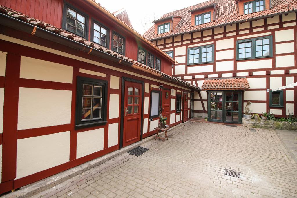 Hotel Erfurter Kreuz Kirchheim  ภายนอก รูปภาพ