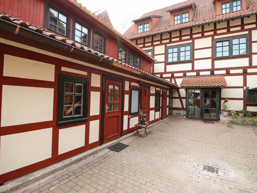 Hotel Erfurter Kreuz Kirchheim  ภายนอก รูปภาพ